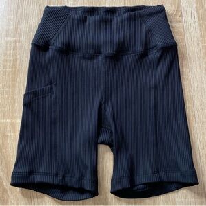 Year Of Ours Black High Rise Ribbed Pocket Biker Shorts Women's Size Small